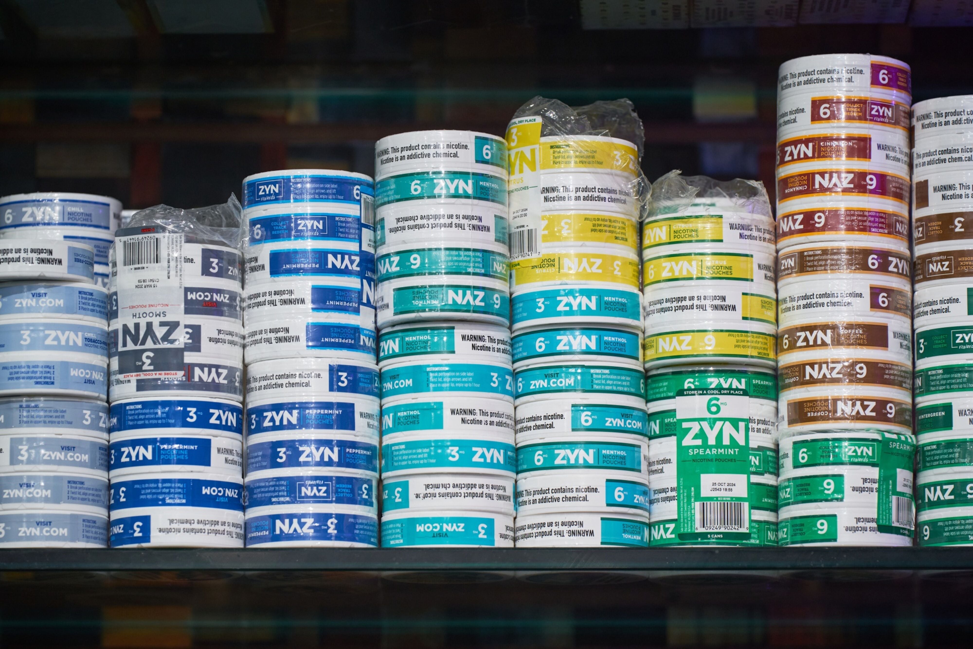 Do cigarro ao sachê: Philip Morris amplia lucro com foco em produtos sem  fumaça